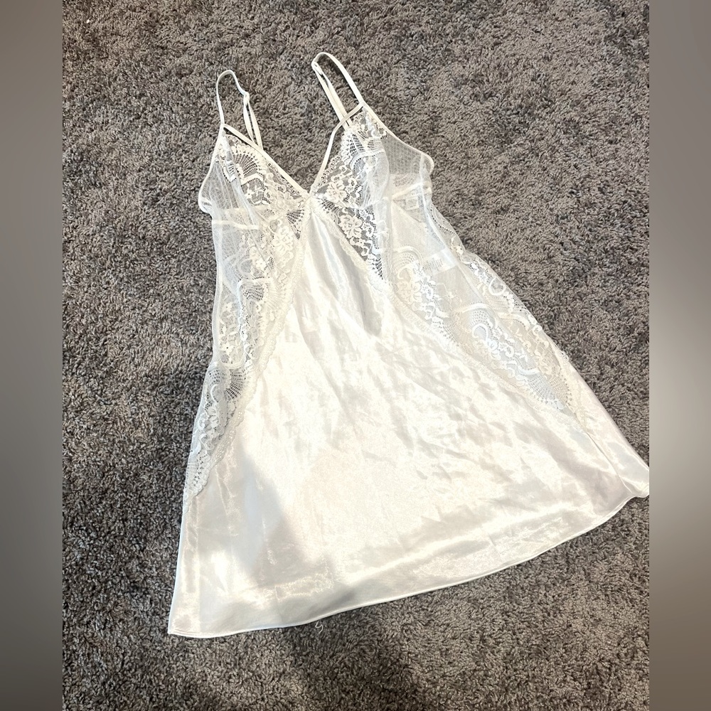 In Bloom Lace Trim Chemise